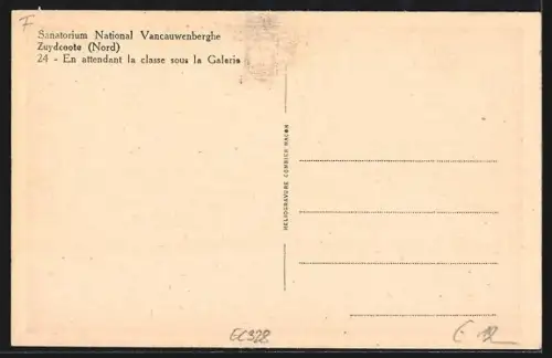 AK Zuydcoote /Nord, Sanatorium National Vancauwenberghe, En attendant la classe sous la Galerie