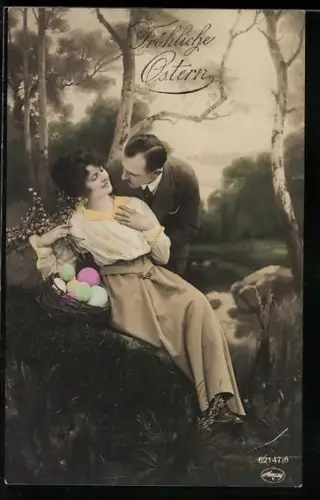 Foto-AK Amag Nr. 62147/5: Liebespaar mit Ostereiern, Ostergruss