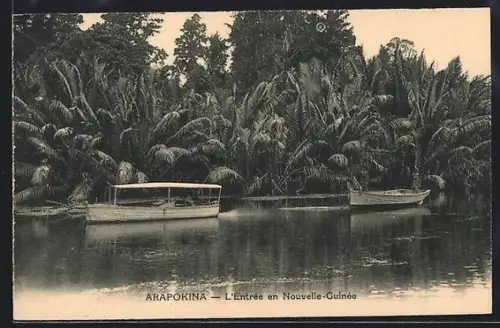AK Arapokina, L`Entrée en Nouvelle-Guinée, Boote am Ufer