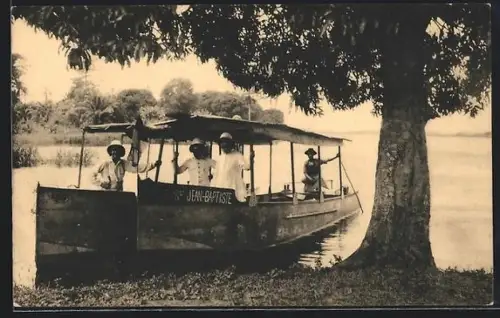 AK Bikoro, Mission des Pères Lazaristes et des Filles de la Charité, Le bateau de la Mission