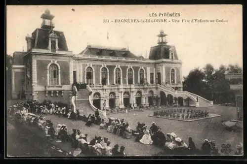 AK Bagnères-de-Bigorre, Les Pyrénées, Une Fête d`Enfants au Casino