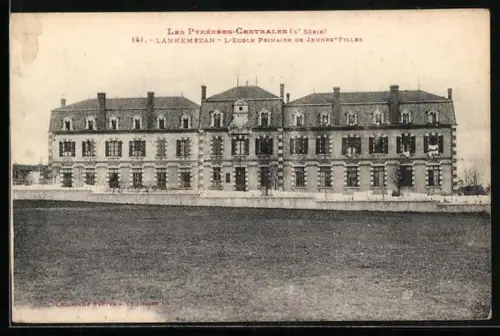 AK Lannemezan, Les Pyrénées-Centrales, L`Ecole Primaire de Jeunes-Filles