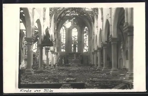 AK Illies, Innenraum der zerschossenen Kirche 1916