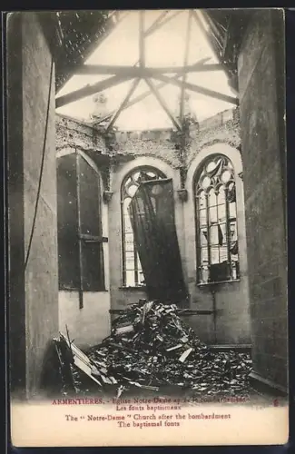 AK Armentières, Eglise Notre-Dame après le bombardement, Les fonts baptismaux