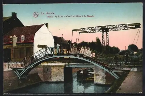 AK La Bassée, Route de Lens, Canal d`Aires