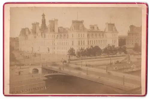 Fotografie unbekannter Fotograf, Ansicht Paris, Hotel de Ville, Blick zum Rathaus