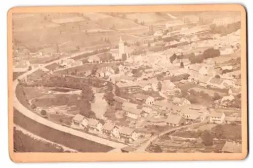 Fotografie unbekannter Fotograf, Ansicht Mürzzuschlag, Blick über den Ort