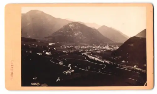 Fotografie L. Hardtmuth, Salzburg, Ansicht Ischl, Blick von der Ruine Wildenstein nach dem Ort