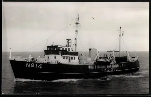 Fotografie englisches Schiff Pathfinder Pilots No. 14