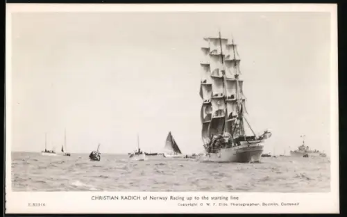 Fotografie G. W. F. Ellis, Bodmin, Segelschiff Regatta, Segelschiff Christian Radich of Norway Racing up to the start