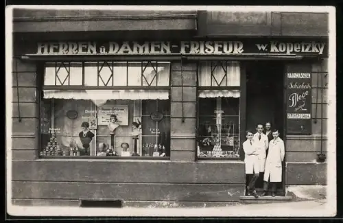 Foto-AK Herren- u. Damen-Friseur W. Kopetzky