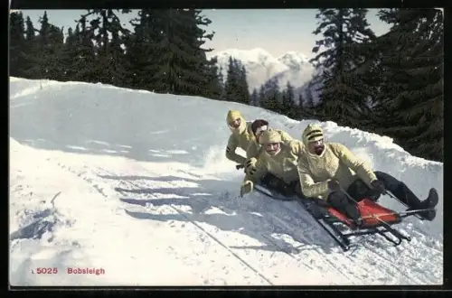 AK Vier Bobschlitten-Fahrer bei der Abfahrt