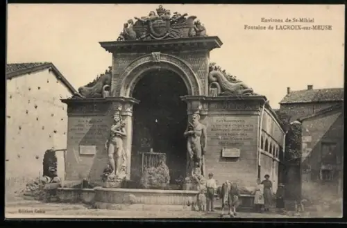 AK Lacroix-sur-Meuse, Fontaine