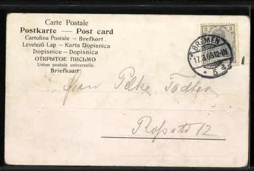 AK Mann mit Zigarre hält sich als der beste Kerl der Welt, dicker Mann lauscht