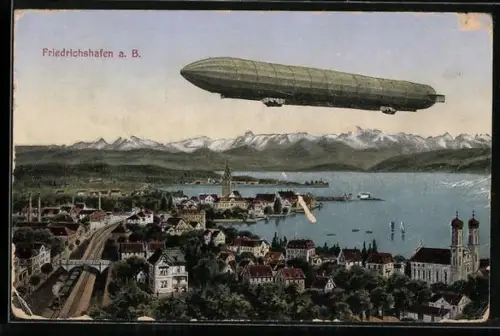 AK Friedrichshafen /Bodensee, Panorama mit Zeppelin am Horizont