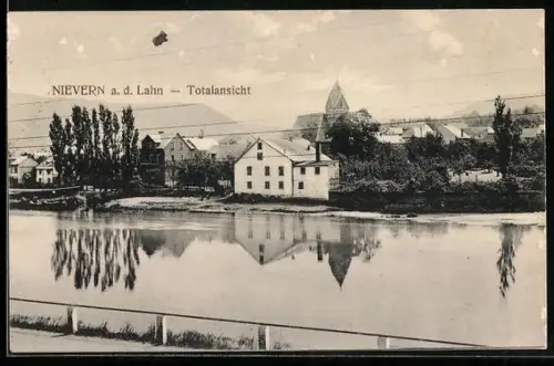 AK Nievern a. d. Lahn, Totalansicht des Ortes mit Flusspartie
