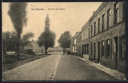 AK La Bassée, Route de Lens