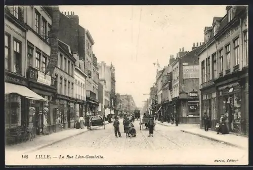 AK Lille, La Rue Léon-Gambetta