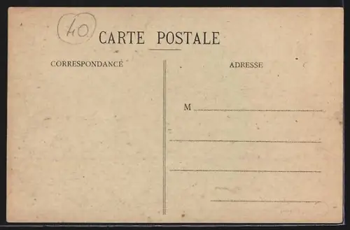 AK Saint-Quentin, Un Coin de la Place de la Gare