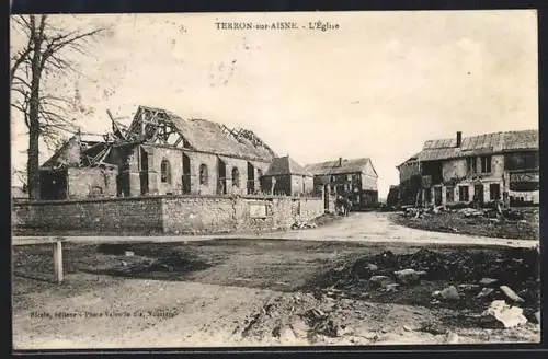 AK Terron-sur-Aisne, L`Église en ruines après les destructions de guerre