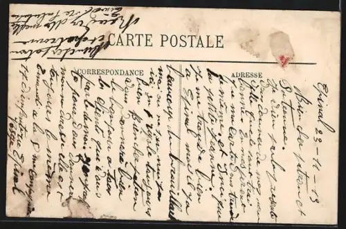 AK Laon, Souvenir de Laon, vue générale et de l`artillerie, un soldat