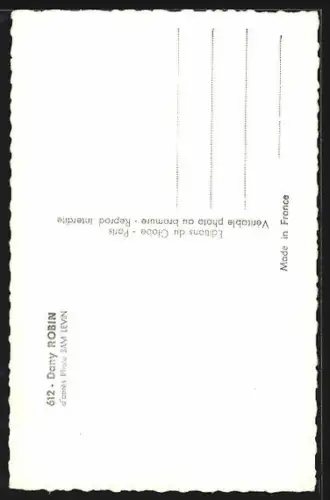 AK Schauspielerin Dany Robin auffordernd in die Kamera blickend