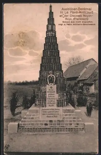 AK Le Pavé-Avricourt, Monument en obus sur la route Noyon-Roye
