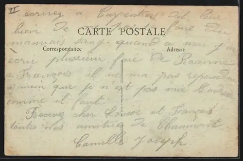 AK Chaumont-en-Vexin /Oise, Place de la Foulerie avec vue sur l`église et les arbres environnants