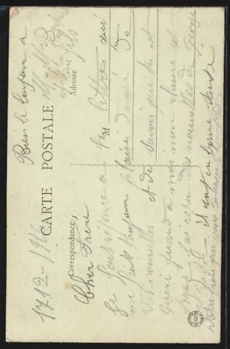 AK Breteuil /Oise, Rue de l`Église animée avec passants et édifices historiques