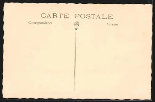 AK Compiègne, Fêtes de Jeanne d`Arc 1930, spectateurs en costumes traditionnels