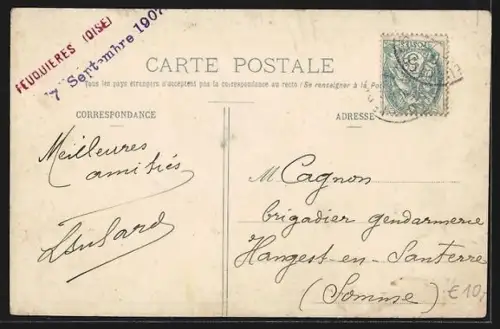 AK Feuquières /Oise, Le 14 Juillet, festivités avec groupe de personnes attablées en plein air