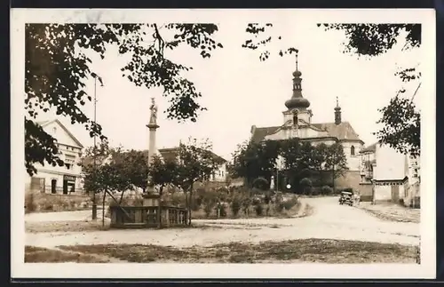 AK Mnichovice u Prahy, Námesti