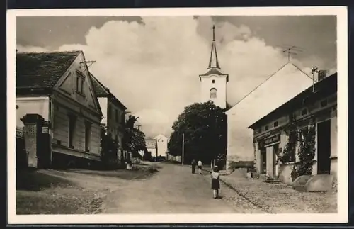 AK Lísnice /Praha, Ulice, Kostel