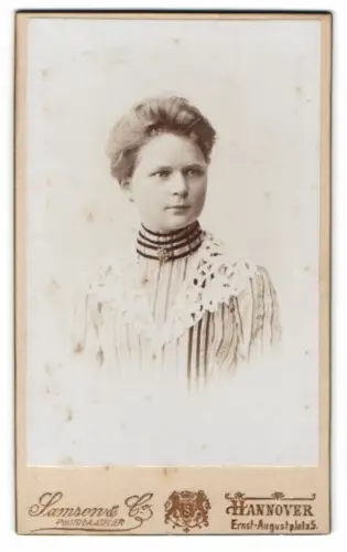 Fotografie Sampson & Co, Hannover, Ernst-August-Platz 5, Porträt einer jungen Frau