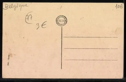 AK Serris, Route de Magny-le-Hongre, vue sur l`église et les maisons rurales