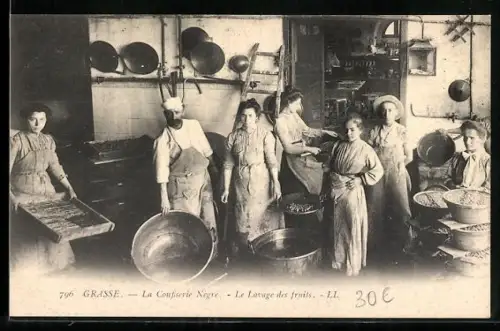 AK Grasse, La Confiserie Negrin, Le Lavage des fruits