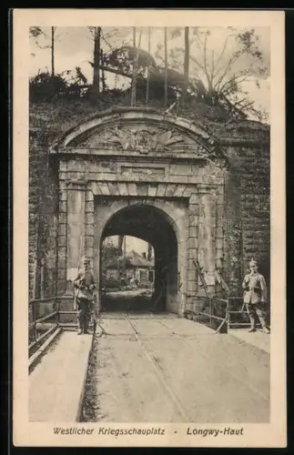 AK Longwy-Haut, Portail fortifié du champ