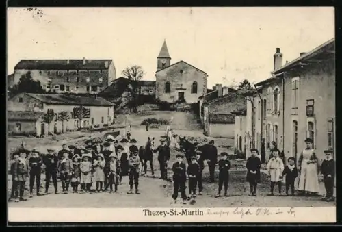AK Thezey-St.-Martin, Enfants et villageois devant l`église du village