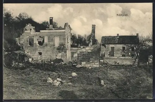 AK Nampcel, Ruines des maisons après la destruction