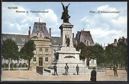 AK Sedan, Museum et monument sur la place d`Alsace-Lorraine