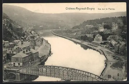AK Château-Regnault-Bogny, Vue sur le Pierroy avec pont et rivière sinueuse