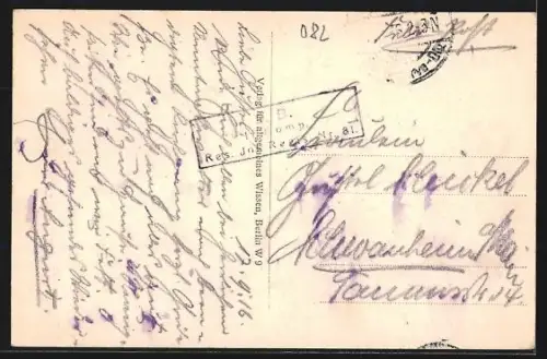 AK Mouron, Débris de bois sur une route du village