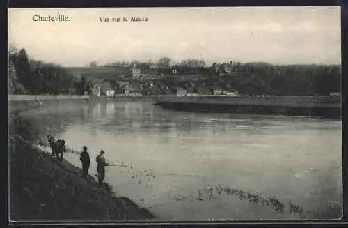 AK Charleville, Vue sur la Meuse