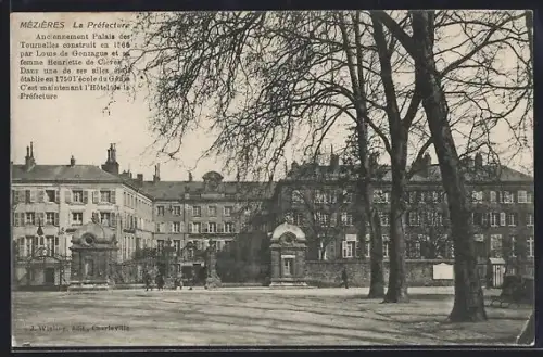 AK Mézières, La Préfecture et l`ancien Palais des Tournelles construit en 1666