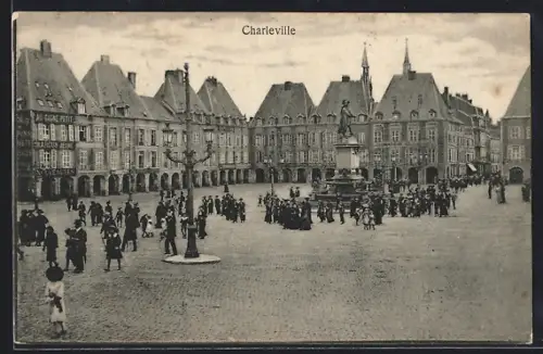 AK Charleville, Place animée avec fontaine et bâtiments anciens