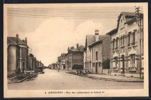 AK Donchéry, Rue des Laboureurs et Albert 1er