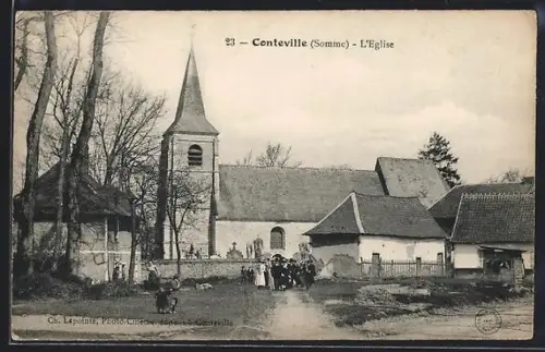 AK Conteville /Somme, L`Église et la place du village animée