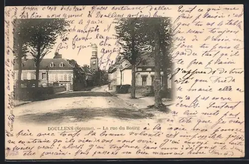 AK Doullens /Somme, La rue du Bourg