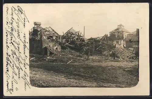 AK Hattencourt, Usine de sucre détruite pendant la guerre dans la région de la Somme en 1917