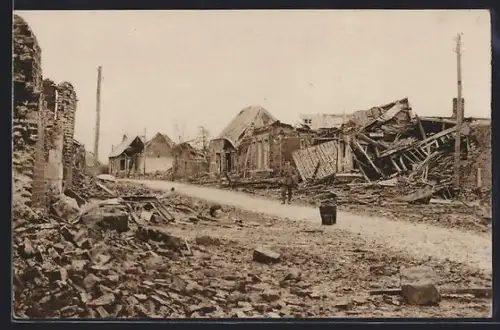 AK Omiecourt /Chaulnes, Le village détruit après les combats de 1916